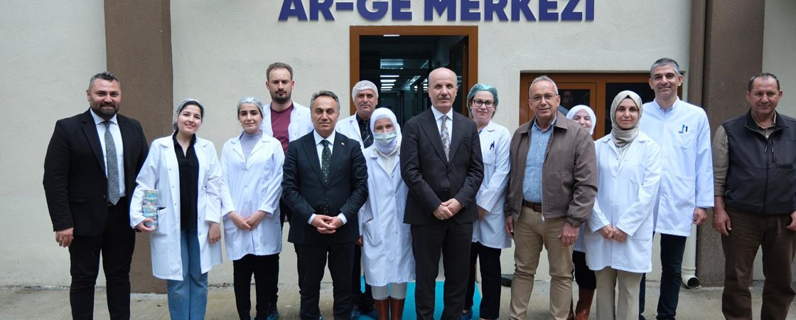 YÖK Başkanı Prof. Dr. Erol Özvar, TOGÜ Çiftlik Süt İşleme ve Ar-Ge Merkezimizi Ziyaret Etti
